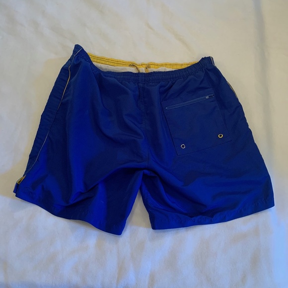 Weekender Swim Trunks Large 100% Nylon - Picture 3 of 3